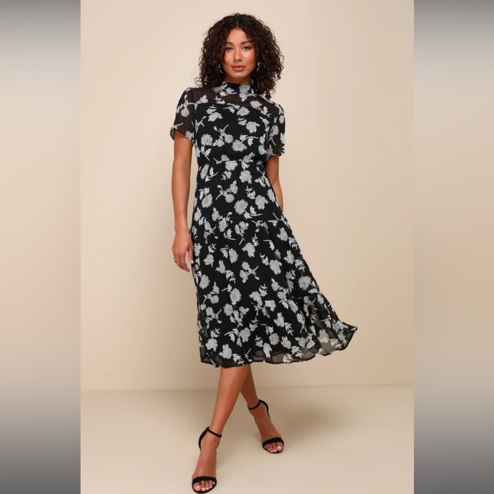 White and Gray Short Sleeve A-Line Midi Dress